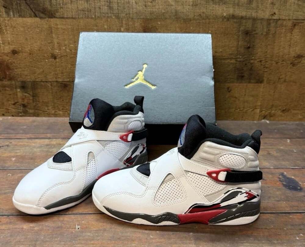 Jordan 8 Retro Ps Size 2.5Y White Black True Red Bugs Bunny